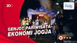 Ramainya Gelaran Mandiri Jogja Marathon 2022 Candi Prambanan