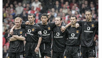 Padahal dulu MU punya skuad tangguh seperti ini yang sukar dikalahkan. Foto: Twitter