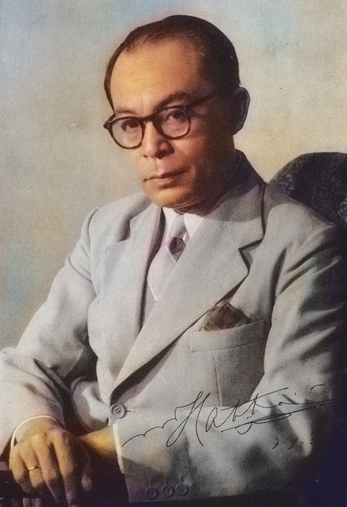 biography text mohammad hatta