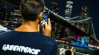 Greenpeace juga menayangkan video kondisi laut pada saat ini.  