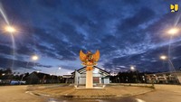 Perlu diketahui, hingga Agustus 2022 Kementerian PUPR telah menyelesaikan tujuh PLBN sesuai dengan Inpres No.6 Tahun 2015 yaitu PLBN Entikong, PLBN Aruk, dan PLBN Badau di Kalimantan Barat, PLBN Motaain, PLBN Motamasin, PLBN Wini, dan PLBN Skouw di Papua. 