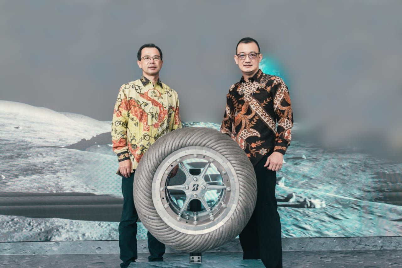 Ban untuk di bulan dari Bridgestone