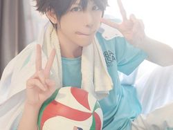 Hakken Ryou, Cosplayer Game-Anime Ganteng yang Aslinya Perempuan
