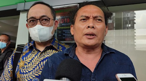 Eks pengacara Bharada E, Deolipa Yumara.