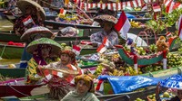 Semarak festival inipun disambut antusias masyarakat Kalsel, terlebih pada festival ini juga turut dimeriahkan dengan berbagai atraksi budaya mulai dari Pertunjukan Kelotok Hias, Pawai budaya dan Fashion Karnaval, Opera Banjar, serta Mamanda.   