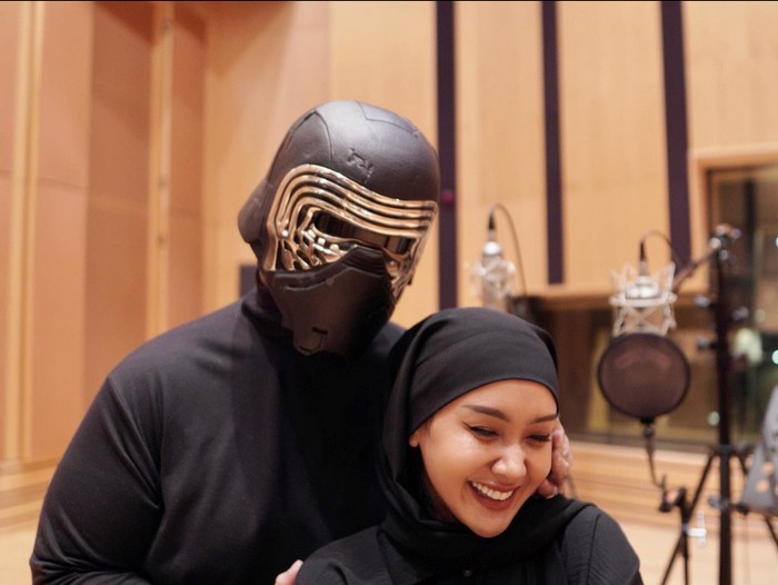 Foto Cita Citata pakai hijab.