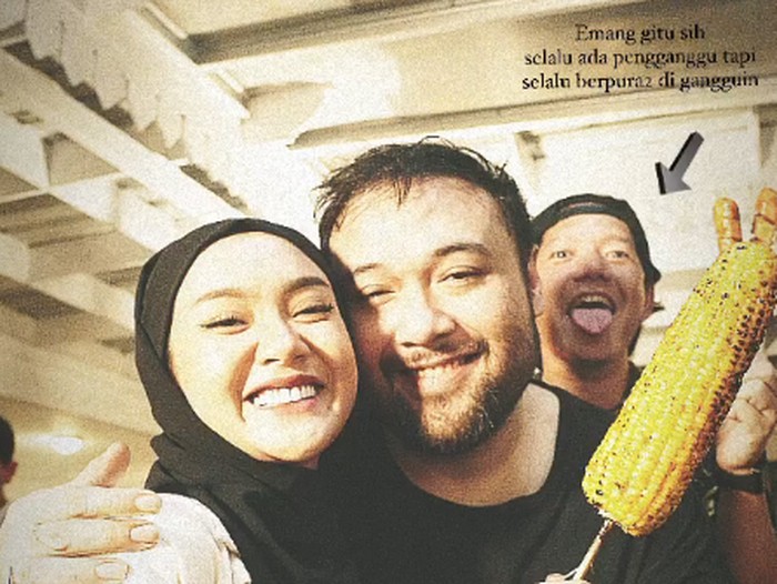 Foto Cita Citata pakai hijab.