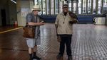 Kenalkan Pac-Man, Burung Elang Penjaga Stasiun Kereta di California