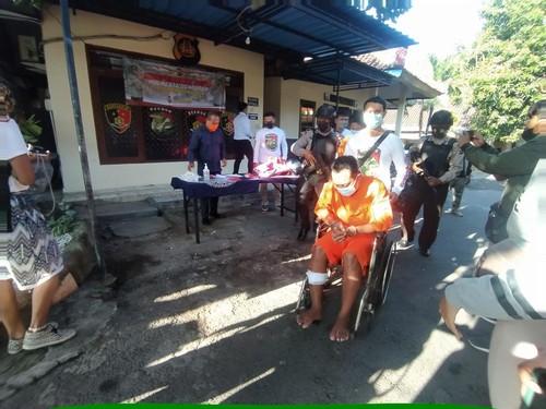 Konferensi pers di Polsek Denpasar Selatan pada Senin (15/08/2022)