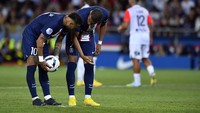 Neymar dan Kisruh Penalti di PSG: Dulu sama Cavani, Kini Mbappe