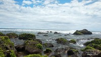 Suasana Pantai Menganti