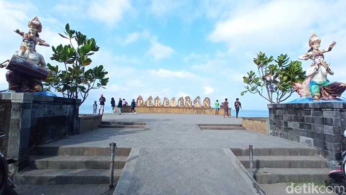 Pantai Pererenan Bali