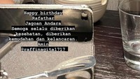 Rafathar mendapatkan banyak ucapan. Beberapa bahkan mengucapkan ulang tahun, dengan foto Rafathar yang tengah makan. Foto: Instagram @raffinagita1717