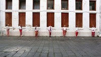 Nury Sybli, selaku pegiat wastra dan inisiator kegiatan mengatakan, Indonesia dikenal dengan keanekaragaman budaya dan karya seni, dan wastra nusantara (kain-kain tradisional) adalah maha karya seni yang tak pernah dilihat siapa senimannya.