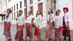 Rayakan HUT RI, Pegiat Wastra Ajak Pakai Kebaya dan Tenun