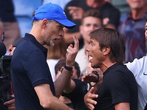 Tuchel dan Conte Didakwa Perilaku Tak Pantas oleh FA