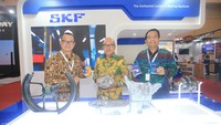 SKF Indonesia saat ini telah memiliki pabrik terbesar se-Asia Tenggara untuk sektor otomotif yang berkontribusi memasok komponen kendaraan sebesar 35 juta bearing per tahun. Lewat Intelligent and Clean, SKF Indonesia menghadirkan berbagai solusi cerdas dan berkualitas tinggi untuk komponen kendaraan yang dapat diandalkan. SKF Indonesia juga berkomitmen untuk berkontribusi menurunkan emisi karbon di pabrik dan rantai pasoknya.