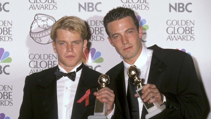 Matt Damon and Ben Affleck during 55th Annual Golden Globe Awards at Beverly Hilton Hotel in Beverly Hills, California, United States. (Photo by Jim Smeal/Ron Galella Collection via Getty Images)
