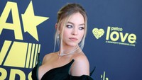 Sydney Sweeney disebut-sebut sebagai sosok terseksi di Hollywood saat ini. (Foto: FilmMagic/Leon Bennett)
