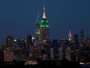 Wow, Gedung Empire State Rayakan Kemerdekaan India