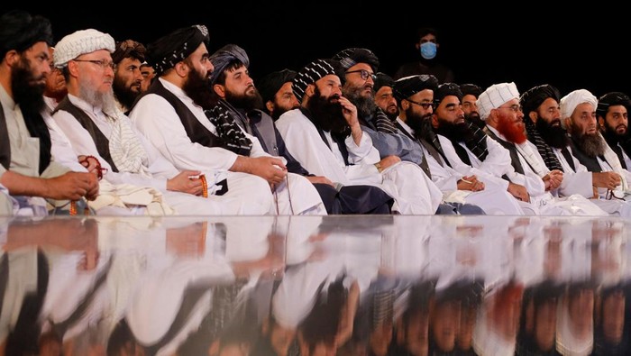 Representative of the Taliban political office Anas Haqqani attends the first-anniversary ceremony of the takeover of Kabul by the Taliban in Kabul, Afghanistan, August 15, 2022. REUTERS/Ali Khara