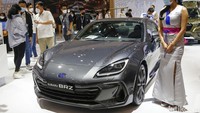 Usher mempermanis kehadiran Subaru di GIIAS 2022. Pada hari pembukaan, GIIAS Motorsport Package yang disiapkan untuk 10 pembeli pertama Subaru BRZ habis dipesan dalam 1 jam sejak press conference pembukaan Subaru di GIIAS 2022 pada pukul 14.30 WIB.