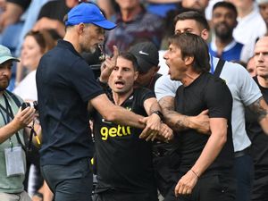 Ribut di Laga Chelsea Vs Tottenham: Tuchel Diskors, Conte Didenda