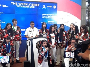 Nggak Dapat Hadiah dari Pemerintah, Sandiaga Ajak Arsy Cs Makan-Makan