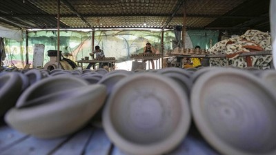 Intip Kerajinan Tanah Liat Made In Palestina