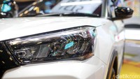 Daihatsu Rocky hadir dengan dua plihan mesin, yakni 1.0 L Turbocharged dan 1.2 L.