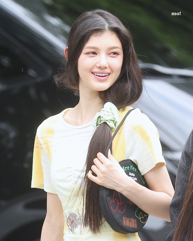 Dikatakan jika dalam penampilannya berikut Danielle mirip Barbie Hsu ketika membintangi drama Summers Desire di 2010.Foto: Dok. Twitter