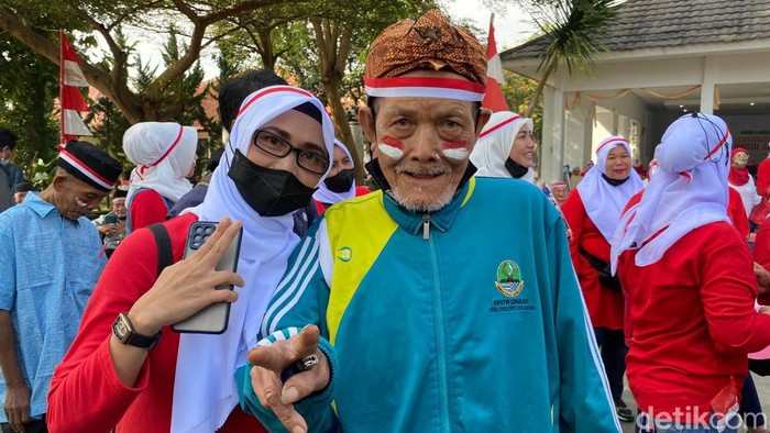 Didi Zunaedi (90) atau Ki Gatot di Taman Lansia Dinsos Jabar