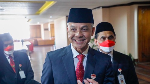 Gubernur Jawa Tengah Ganjar Pranowo dalam pertemuan yang berlangsung di Ruang Rapat Paripurna DPRD Jateng.