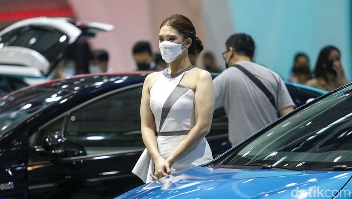 Ini Para Pemanis GIIAS 2022 yang Bikin Betah Pameran mobil selalu diramaikan oleh SPG yang cantik-cnatik. Tidak terkecuali ajang GIIAS 2022 di ICE, Tangerang Selatan.