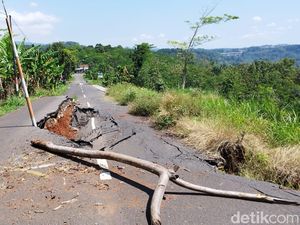 Jalan Ungaran-Mranggen yang Longsor 6 Bulan Lalu Kini Ditutup Permanen