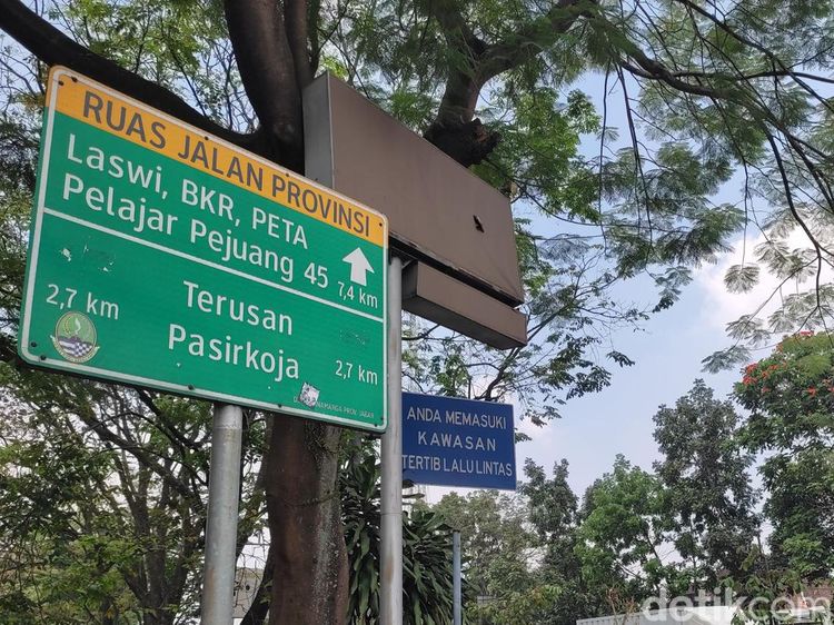 Jelajah Jalan Bertema Kemerdekaan di Bandung