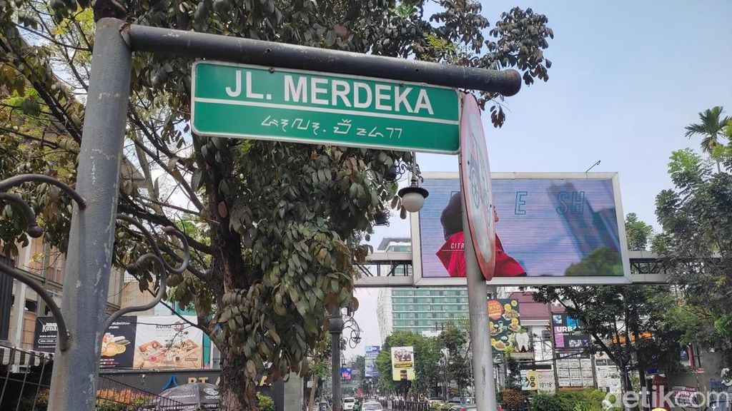 Menyusuri Jalan Bertema Kemerdekaan di Kota Bandung