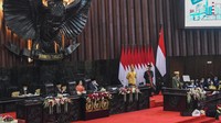 Mulanya, Jokowi menyinggung Indonesia yang merespons cepat bangkit dari pandemi COVID-19. Jokowi menyebut seluruh elemen masyarakat dan jajaran pemerintahan saling bergotong royong dan bersinergi.