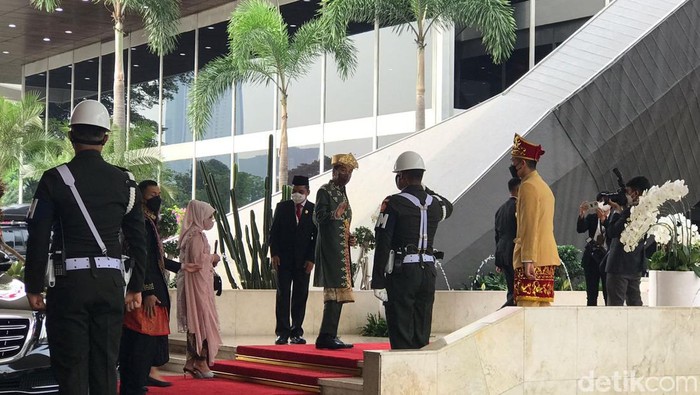 Jokowi tiba di DPR