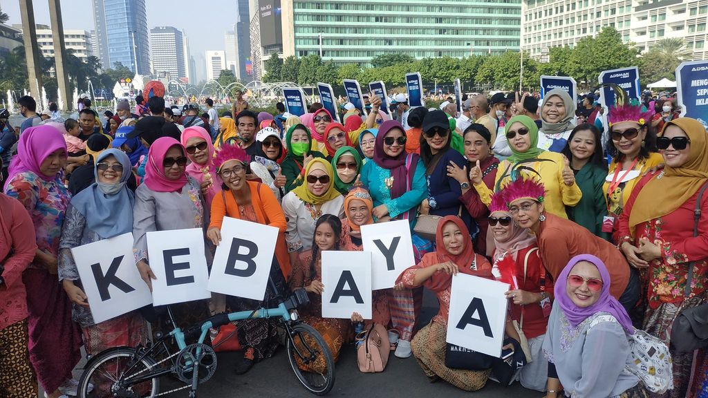 Kegiatan Gerakan Kebaya Goes To UNESCO