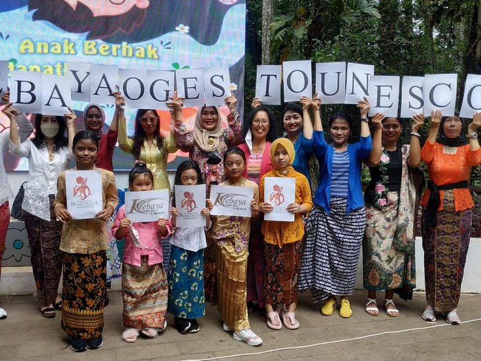 Kegiatan Gerakan Kebaya Goes To UNESCO (Foto: Dok. Rahmi Hidayati)