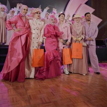 Kemeriahan acara ulang tahun crazy rich Banda Aceh, Shella Shaukila jadi sorotan warganet. Kemeriahan acara ulang tahun crazy rich Banda Aceh, Shella Shaukila jadi sorotan warganet.