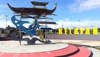 Permukiman kumuh Kelayan Barat yang telah ditata itu berada di sekitar Sungai Martapura, Kota Banjarmasin, Kalimantan Selatan.
