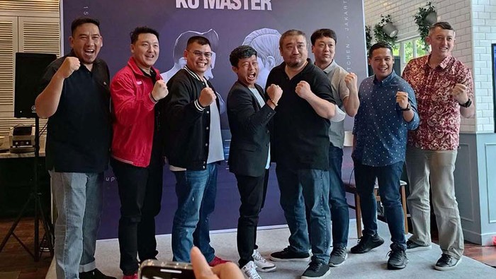 Majamojo-Chris John Cari Atlet Tinju Berbakat Majamojo bersinergi dengan Chris John Foundation. Beberapa cakupan program ini adalah pembangunan sasana tinju dan penjaringan atlet tinju berbakat di daerah.