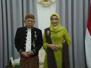 Maruf Amin Pakai Baju Adat Solo di Sidang Tahunan MPR 2022