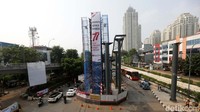 Progres yang sudah terlihat dari progres pembangunan ini yaitu kerangka lift dan beberapa tiang pondasi yang terpasang di tengah jalan Kebayoran. Konstruksi baja mengarah ke arah halte busway Pasar Kebayoran Lama.
