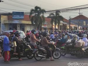 Hampir Setiap Hari Sidoarjo Macet, Kadishub: Hendak Lah Bersabar!