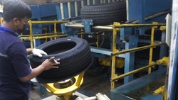 Tak Banyak yang Beli Bannya, Michelin: Risiko Jualan Ban Bagus