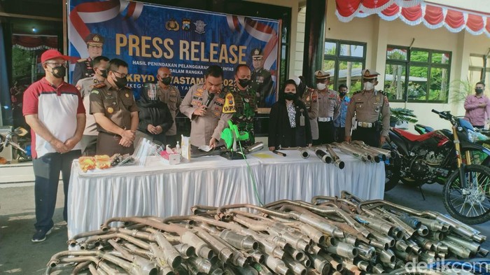 razia knalpot brong ngawi