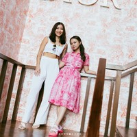 Penampilan Rossa yang serba pink membuat netizen gemas. Banyak yang memuji dia terlihat imut, bahkan ada yang menyebut dia jadi seperti anak SMA. Foto: Instagram/@itsrossa910 @malvava